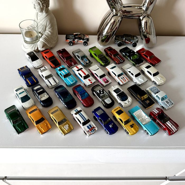 Hot Wheels Ford та старі OldSchool моделі