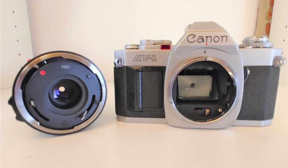 Kultowy aparat Canon AV1 z obiektywem Canon Lens FD 3570mm F4 Kraków