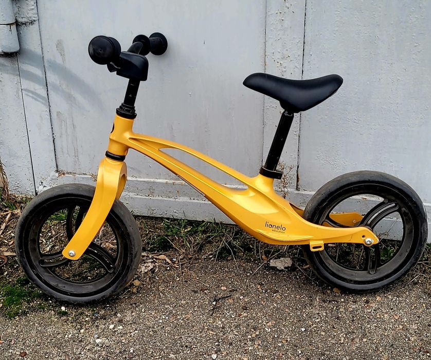 Беговел Біговел LIONELO