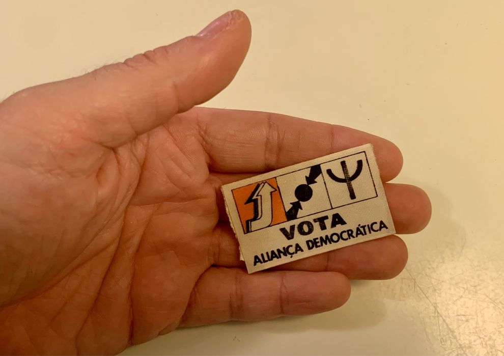 Autocolante Aliança Democrática vintage antigo anos 70