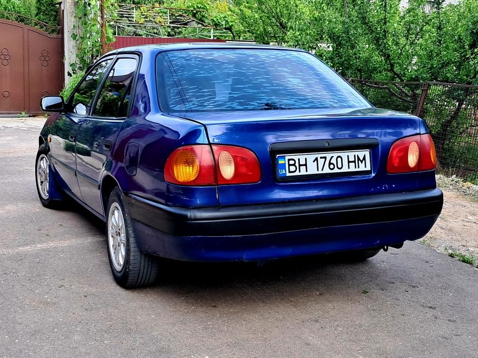 Продам TOYOTA COROLLA