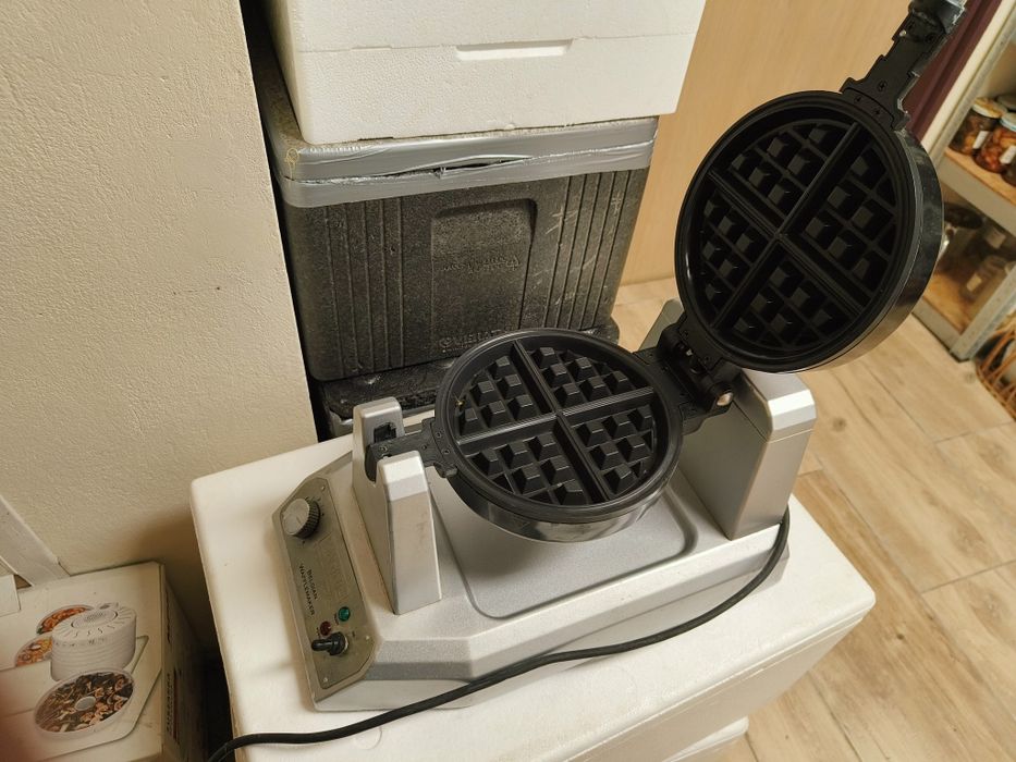 Waring gofrownica obrotowa do gofrów belgijskich 1200w