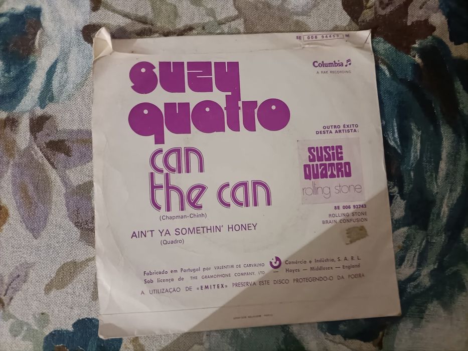 Três discos de vinil, Susie Quatro