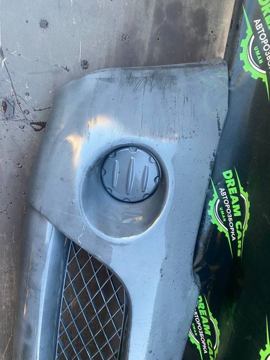 Бампер передній Mitsubishi L200 2007 Мітсубіші Л200