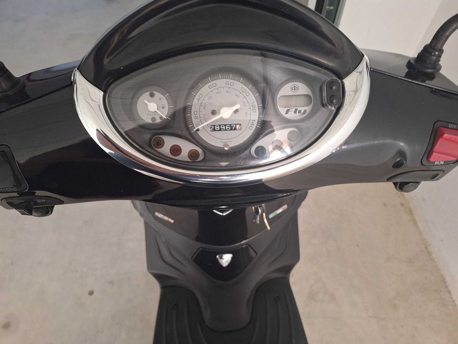 Scooter Piaggio Fly 125ie