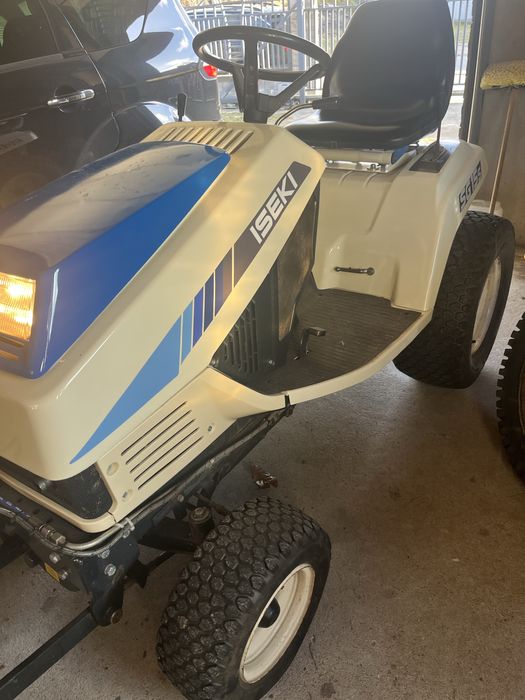 Traktor ogrodowy