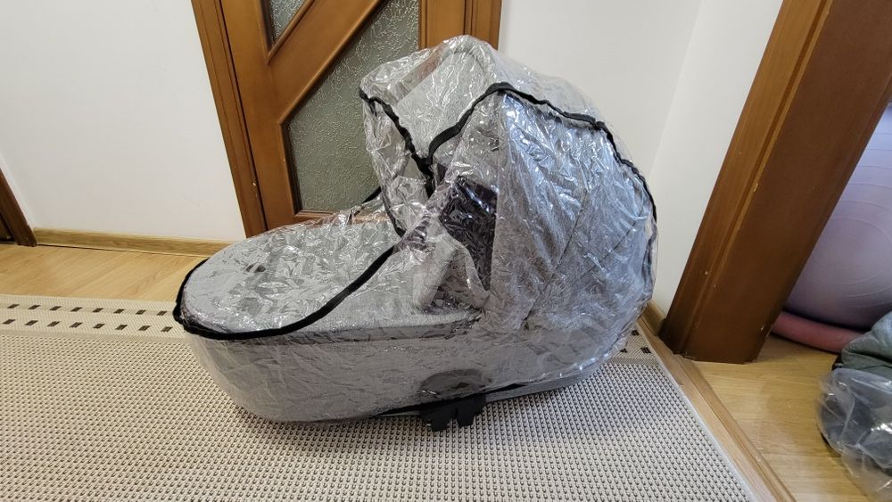 Продам візок roan bass next  2 in 1 +  подарунки(див. у описі)