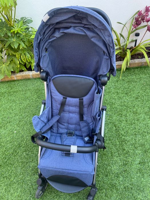Carrinho passeio Chicco Goody fecha fácil