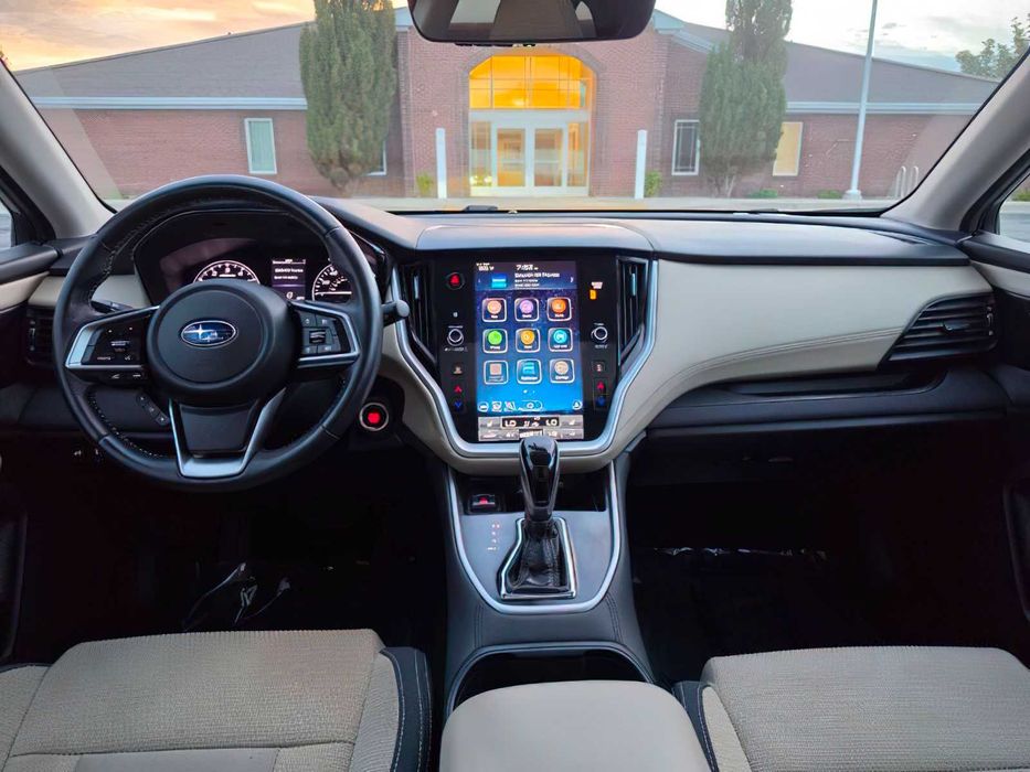 Subaru Outback      2021