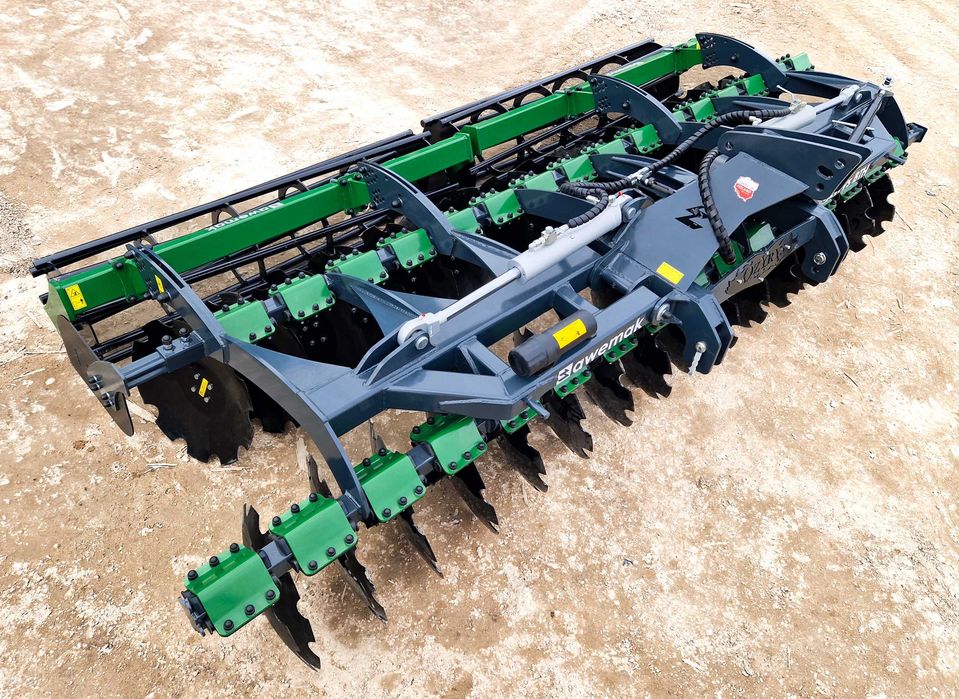 Brona talerzowa hydraulicznie składana 4m, talerz 560