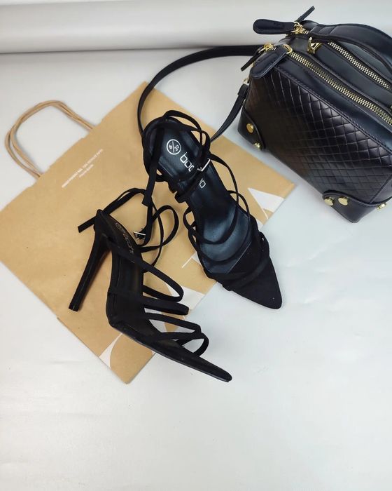 Sandały na obcasie
#boohoo