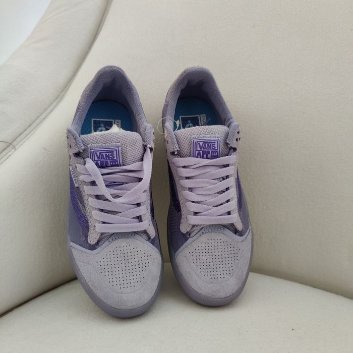 Ténis  marca VANS - Modelo Evdnt Ultimate - Senhora - número 35