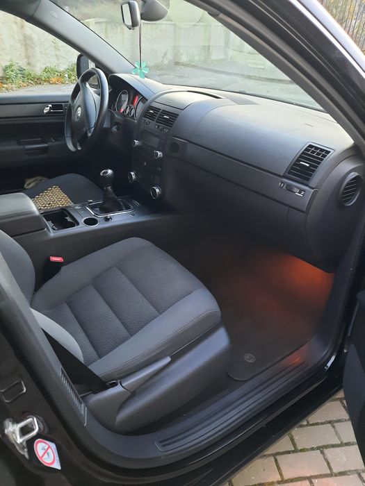 Volkswagen  Touareg 2.5 TDI