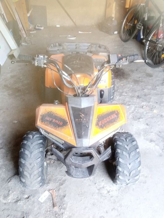 Квадроцикл 125кубиков