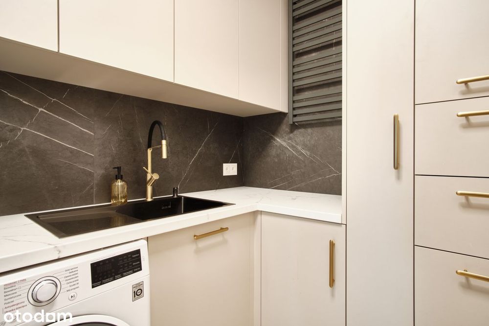 Apartament premium z panoramicznym widokiem na las. 5 pok. 3 garaże