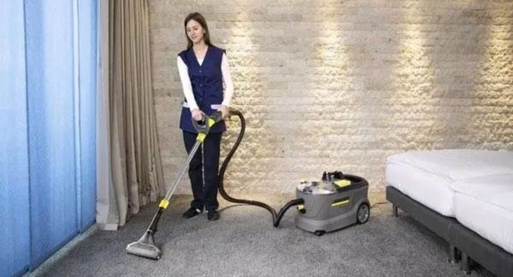 Миючий пилосос пароочисник Karcher оренда Прокат хімчистка