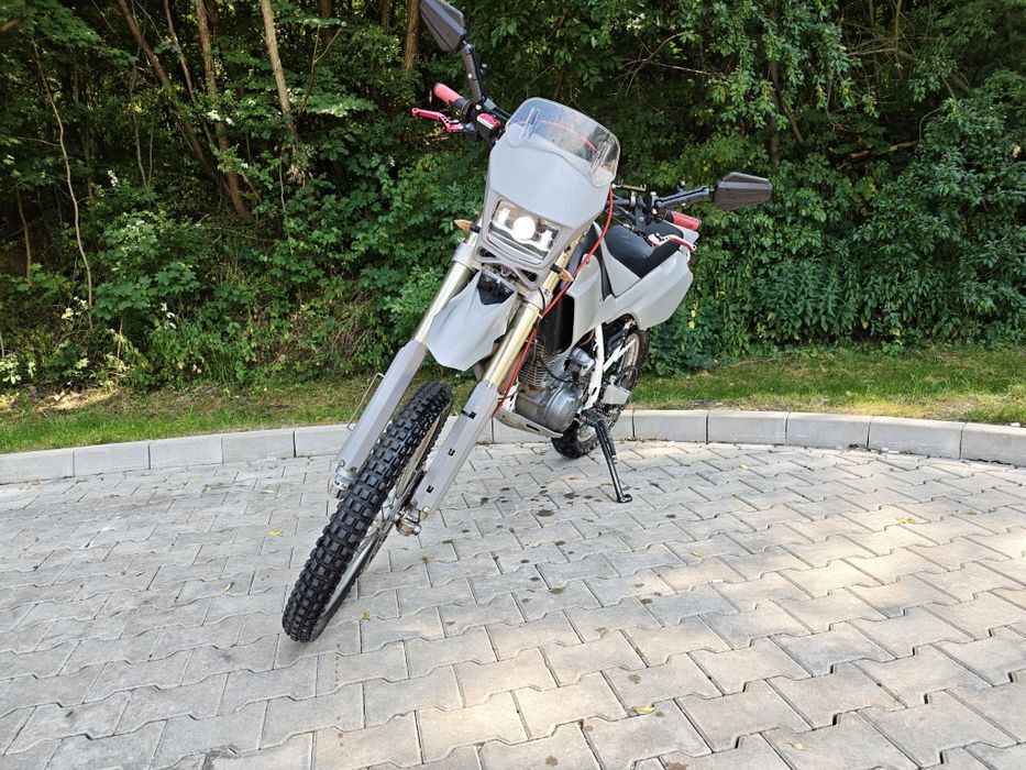 YAMAHA TT600E - rozrusznik - wyczynowe zawieszenie