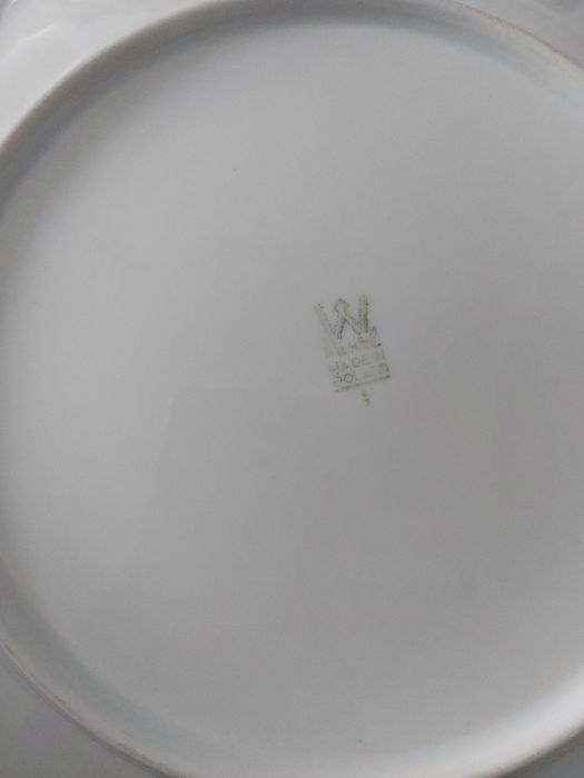 Biały talerz porcelanowy płaski Wawel 24,5 cm