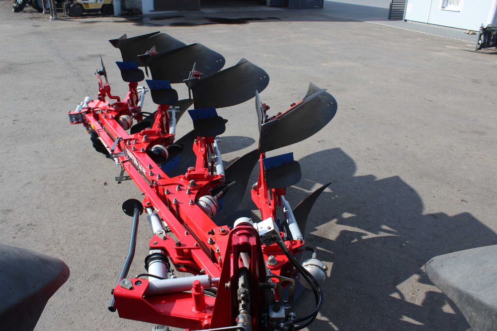Pług Overum Agrolux 4 skibowy vario obrotowy kuhn kverneland