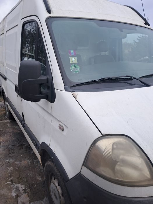 Опель мовано 2500