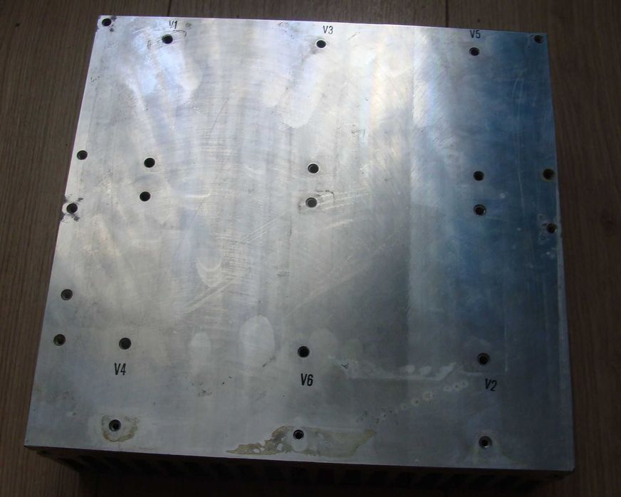 Duży radiator aluminiowy 260mm x 260mm x 80mm