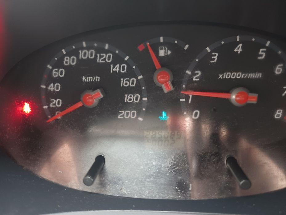 Nissan Micra k12 2002 rok 1.2 gaz klimatyzacja