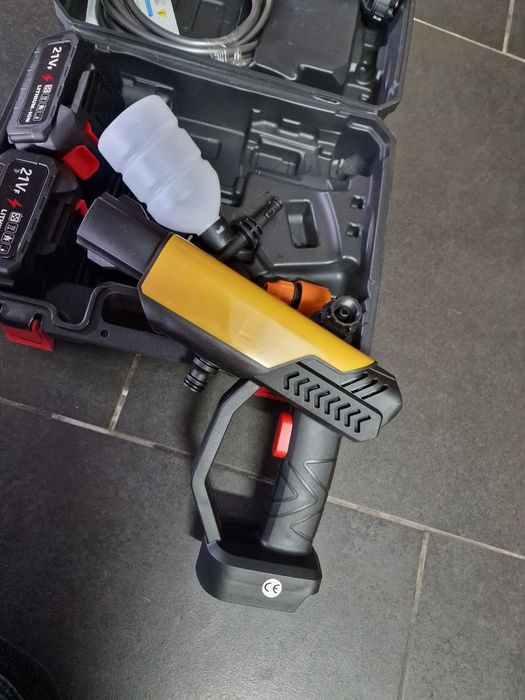 lavadora de alta pressão portátil a bateria.