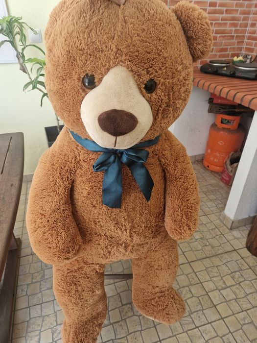Urso de peluche com 110 cm