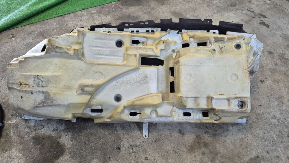Alcatifa Preta Audi A4 B6 B7 8E Original OEM + Tapetes Audi Exclusive Originais
