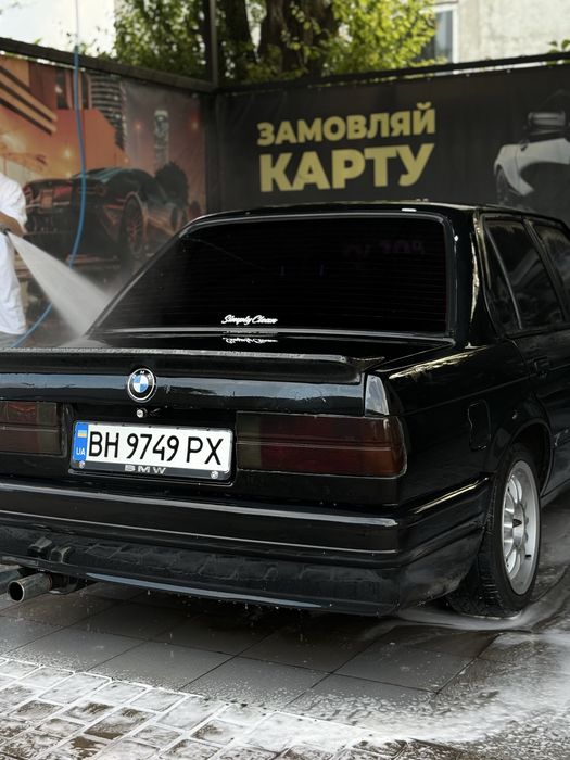 Bmw E30 1987 год