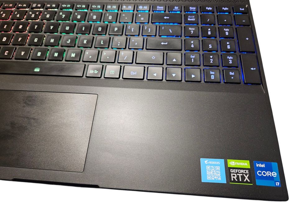 Laptop gamingowy Gigabyte Aorus 5 i7 12th RTX 3070 1 TB SSD 16GB RAM