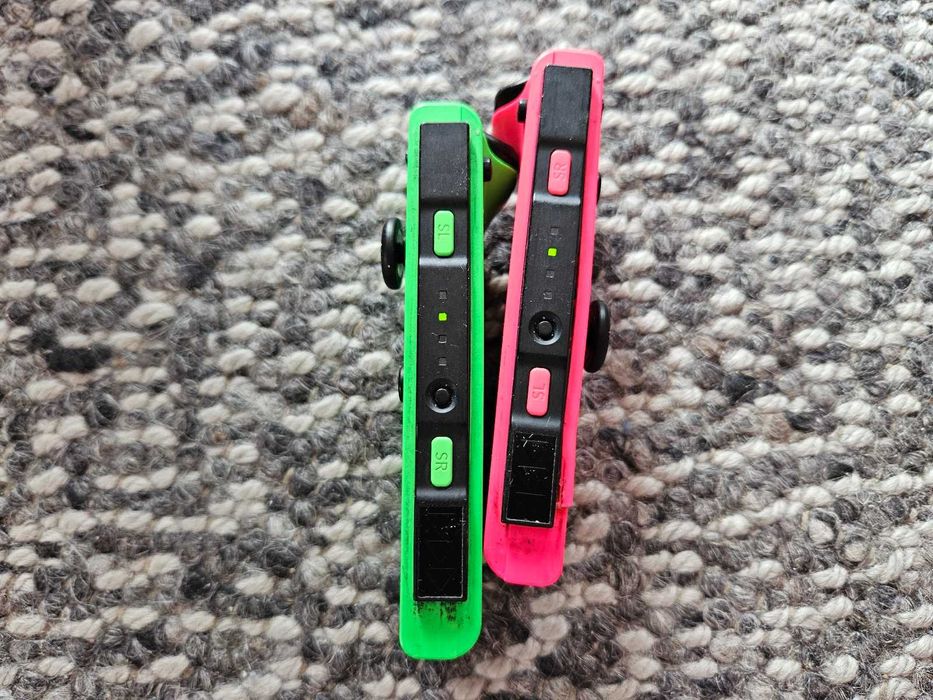 Nintendo Switch Joycon zielony i różowy sprawn