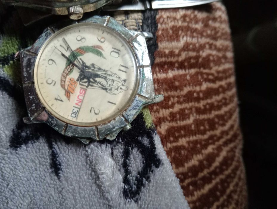 продам годинники ссср новіші по місту