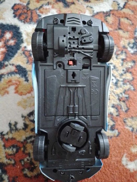 Іграшковий автомобіль "Racing Speed - Police" на батарейках