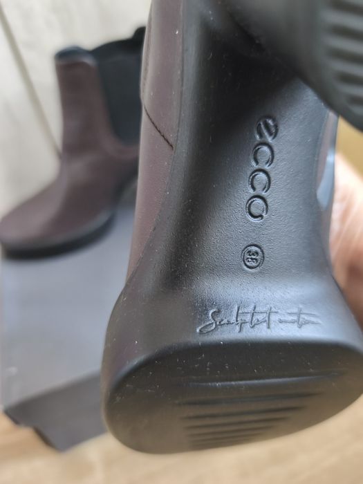 Buty Ecco Shape Sculpted  Motion 55, rozmiar 38, dł. 25,1 cm
