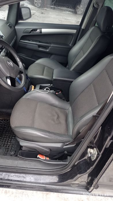 Opel  Zafira 1.7d. мінівен
