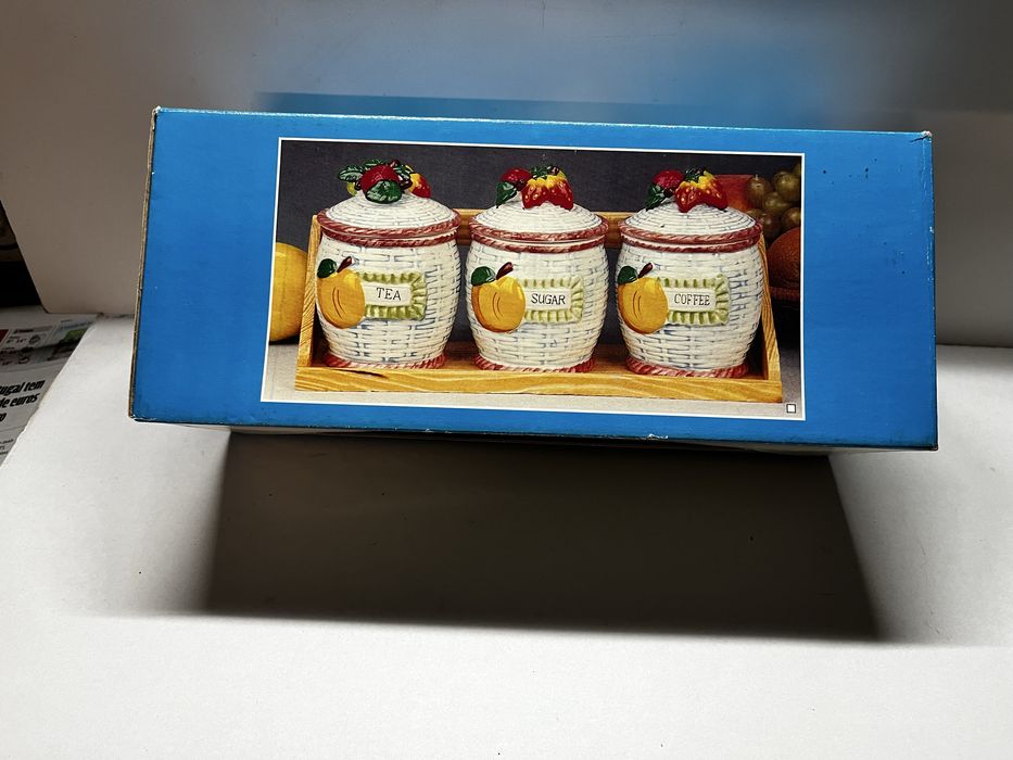 Kitchen Set in Porcelain64740380348545127