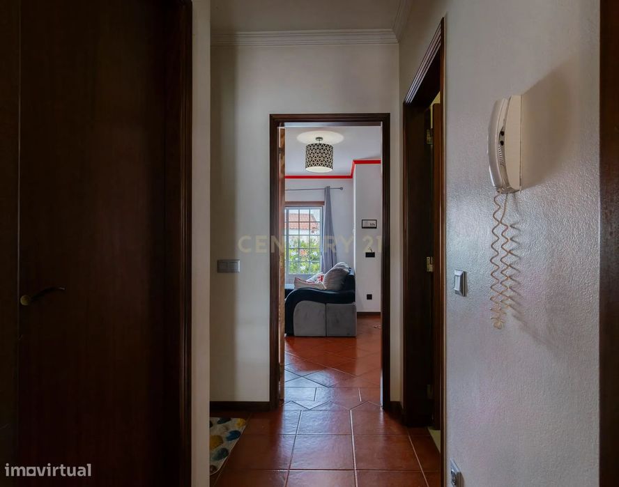 Moradia T2 com Garagem Privativa - Maiorga, Alcobaça
