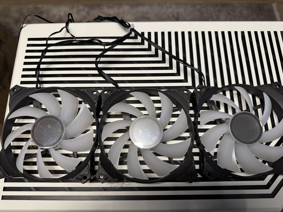 Корпус Hyte Y60 zalman