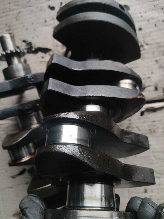 Колінвал SKODA FABIA POLO 1.2 6V AWY BMD Коленвал