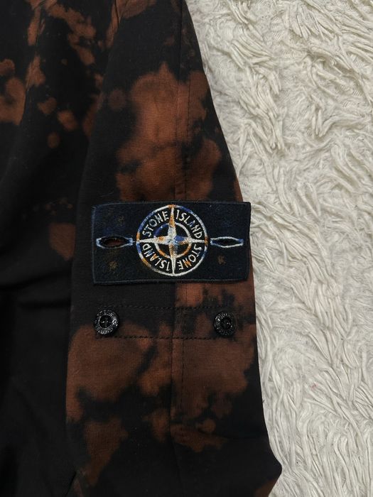 Stone island off dye
