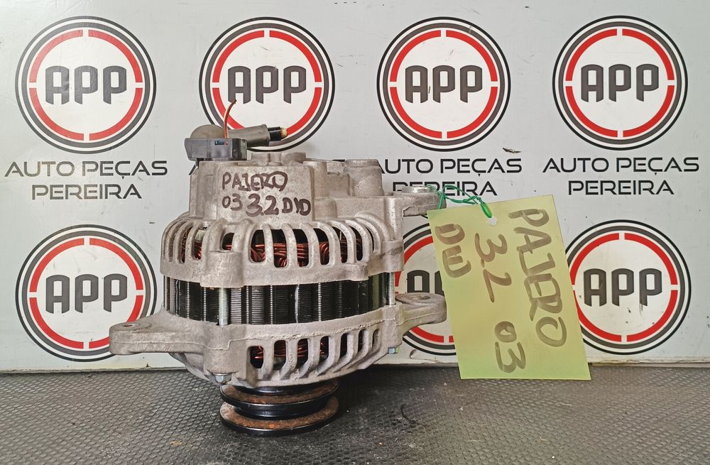 Alternador Mitsubishi Pajero 3.2 DID de 2003.