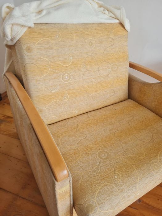 Meblościanka meble pokojowe ława i fitel rozkładany gratis