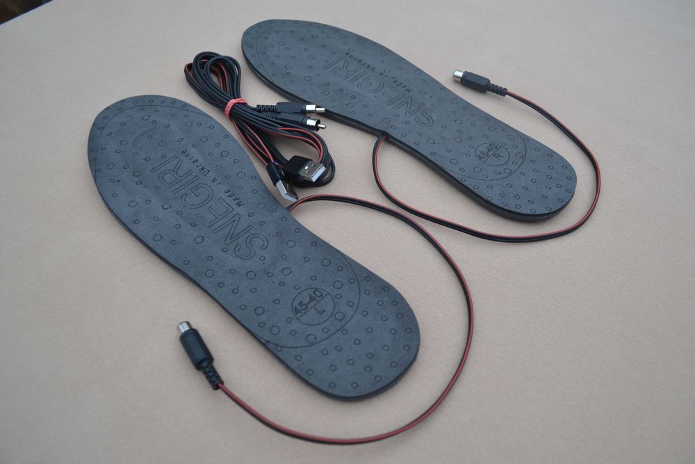 Стельки с подогревом SNEGIRI от Powerbank. Это не массажер, тонометр.