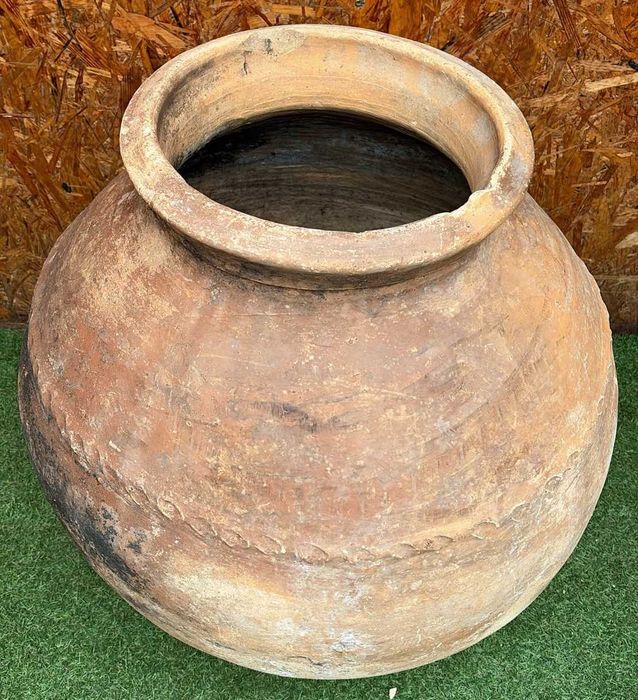 Talha centenaria em terracota