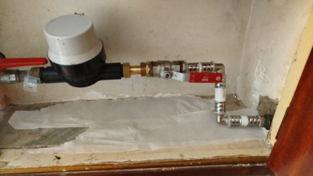 Canalizador e outros trabalhos diversos