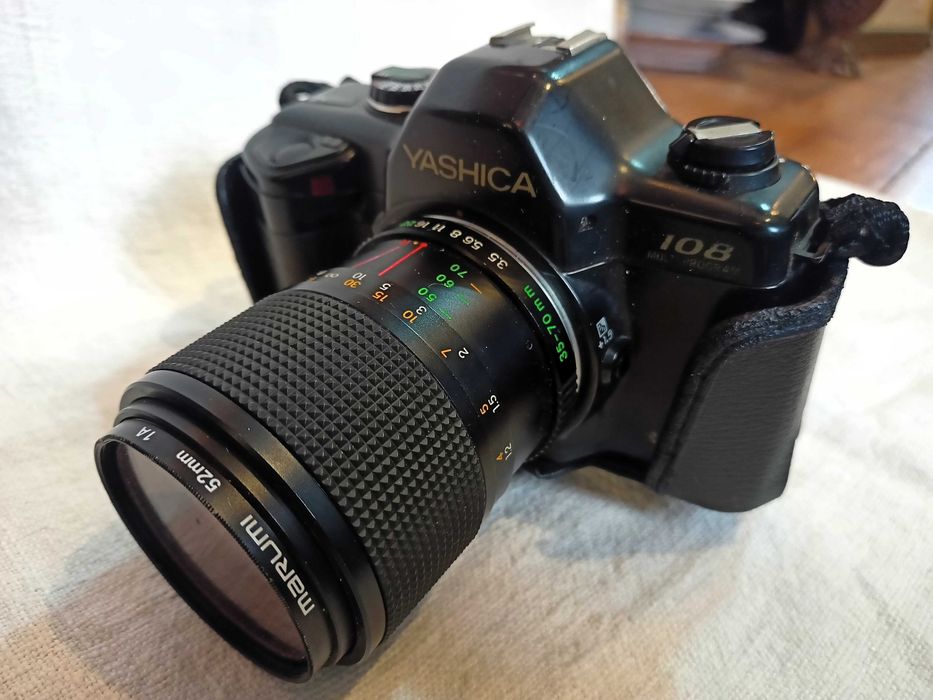 Máquina Fotográfica Yashica 108 Multi  Program