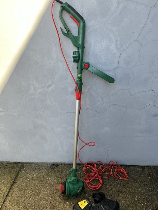 Corta relvas usado em muito bom estado como nas fotos