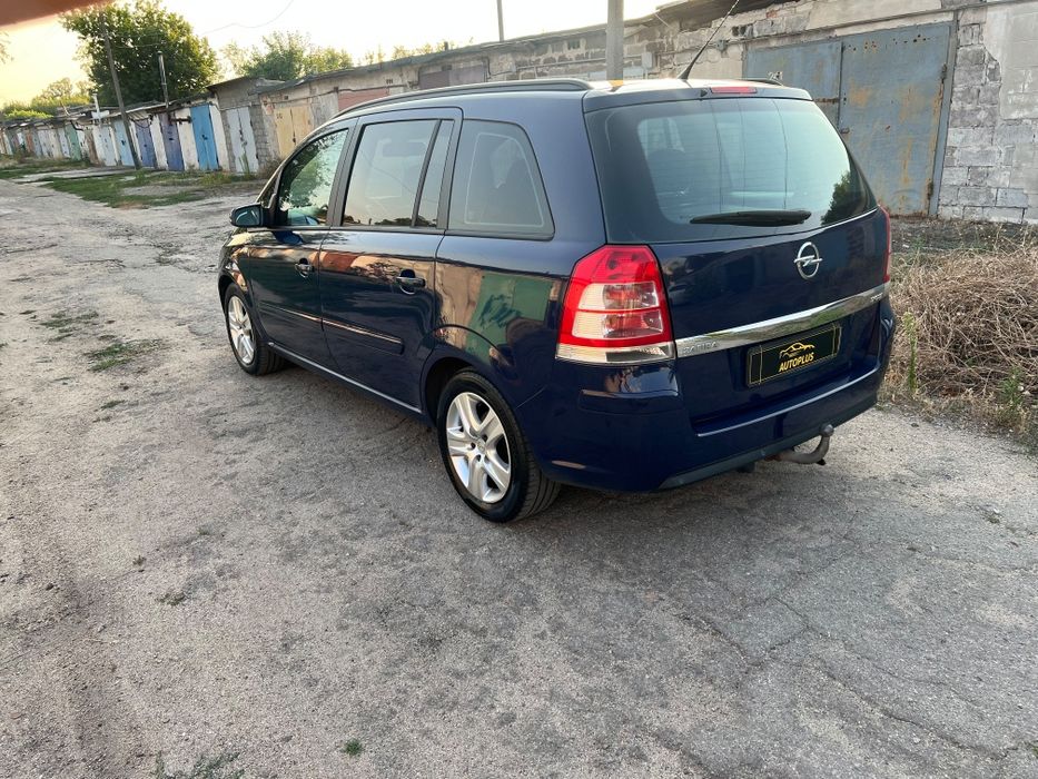 OPEL ZAFIRA 1.7 дизель 7 міст