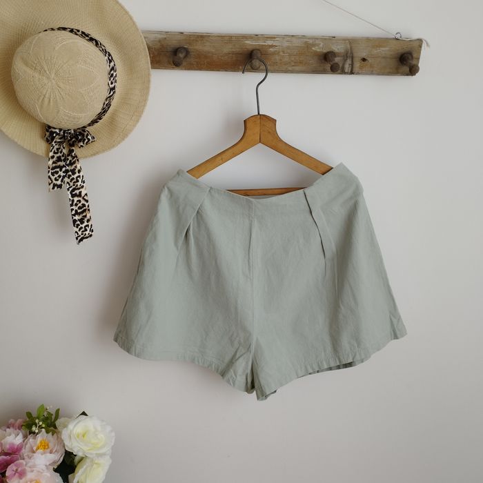 ASOS Design szorty bawełniane miętowe khaki, r. 46, wysoki stan